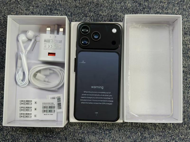 BK17 Pro Max Smartphone Dynamic Island Seitlich angebrachte Kamerataste 8+256 GB flüssiger Prozessor